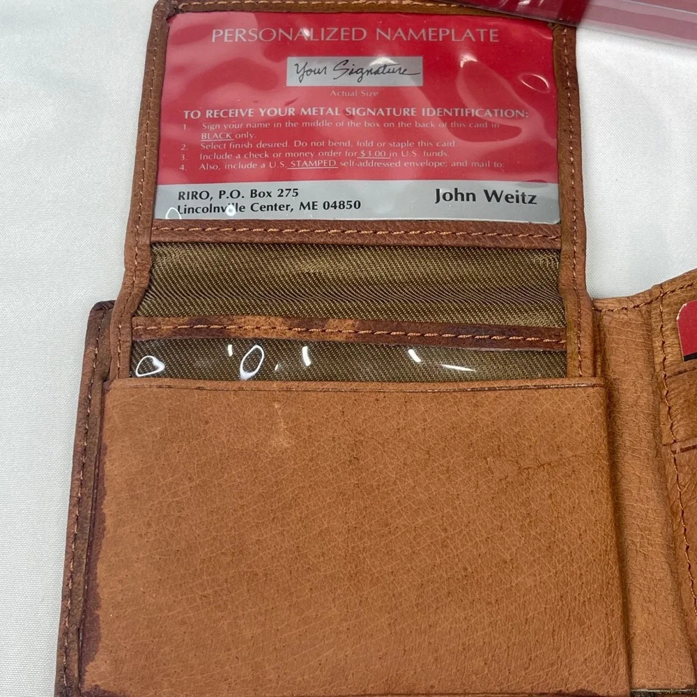 John Weitz VTG Full Grain Leather Bifold Wallet Embossed Deer Brown Billfold NOS